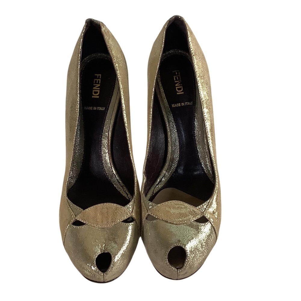 Fendi Gold Leather Peep Toe Heart Cutout Pumps Heels IT 38.5 Made in Italy
